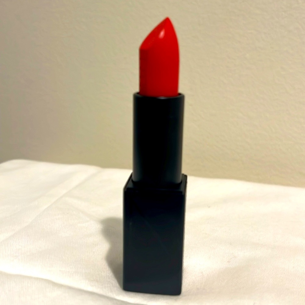 Unused NARS Audacious Lipstick ANNABELLA
